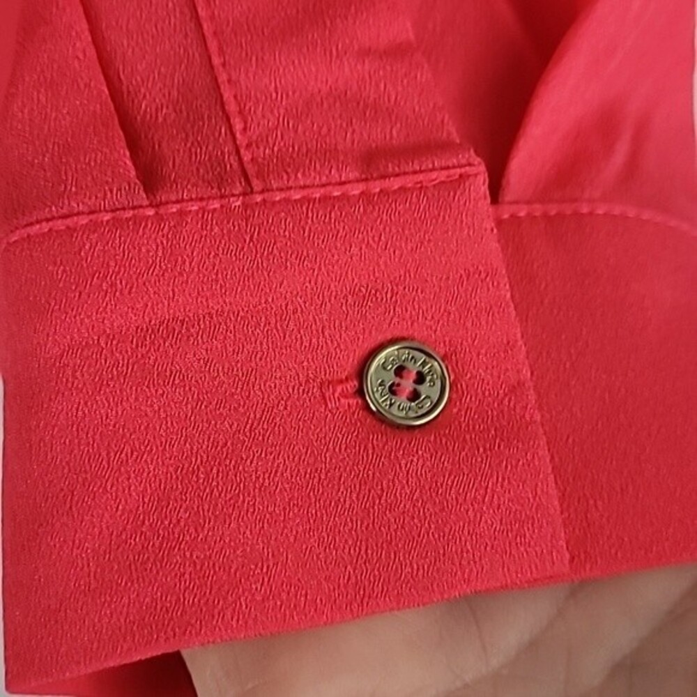 Calvin Klein Coral Long Sleeve V-neck Top. Size Medium - Picture 7 of 10